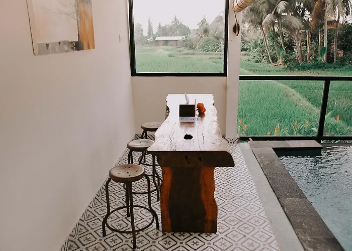 Uma Mesari 3*